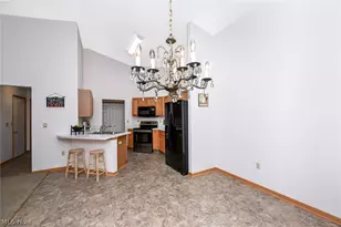 3117 Dorchester Ct, Akron, OH 44312 - Photo 6
