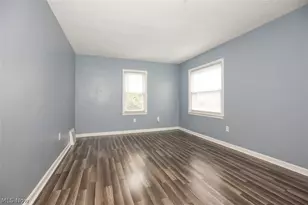 1258 Crestview Ave, Akron, OH 44320 - Photo 6