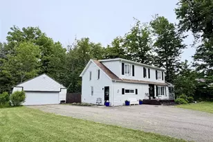10187 Sperry Rd, Kirtland, OH 44094 - Photo 2