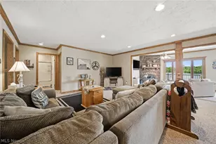 806 Rome Rock Creek Rd, Roaming Shores, OH 44085 - Photo 10