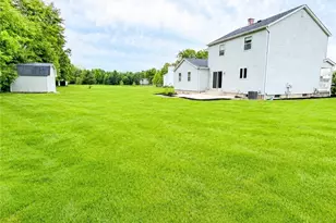 2189 Woodgate St, Youngstown, OH 44515 - Photo 2