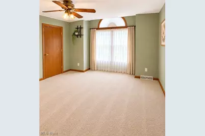 2189 Woodgate Street, Youngstown, OH 44515 - Photo 12
