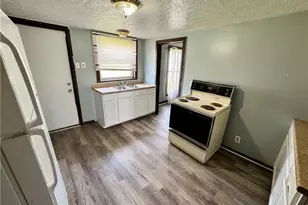 1217 Shriver Ave NE, Canton, OH 44705 - Photo 28