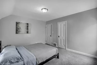 16911 Throckley Avenue, Loveland, OH 44128 - Photo 32