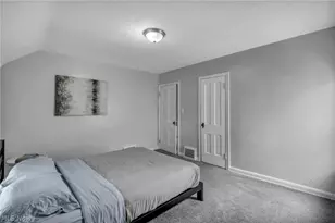 16911 Throckley Ave, Loveland, OH 44128 - Photo 32
