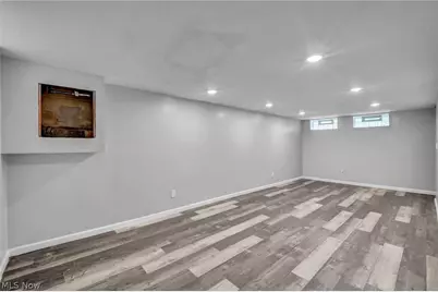 16911 Throckley Avenue, Loveland, OH 44128 - Photo 18