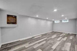 16911 Throckley Ave, Loveland, OH 44128 - Photo 18