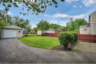16911 Throckley Avenue, Loveland, OH 44128 - Photo 40