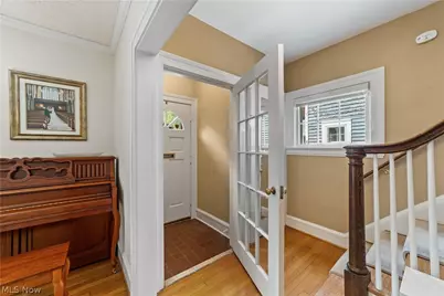 3349 E Monmouth Road, Cleveland Heights, OH 44118 - Photo 2