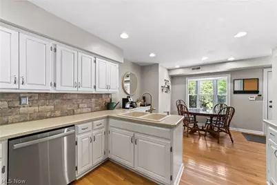3349 E Monmouth Road, Cleveland Heights, OH 44118 - Photo 16