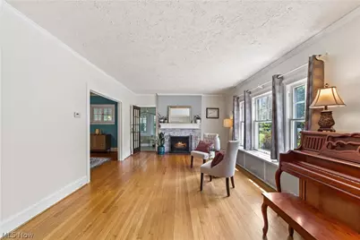 3349 E Monmouth Road, Cleveland Heights, OH 44118 - Photo 4
