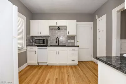 2075 Lewis Drive, Oakwood, OH 44107 - Photo 4
