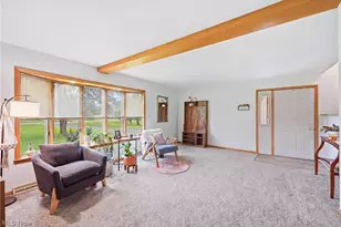 6667 Chestnut-Ridge Rd, Hubbard, OH 44425 - Photo 6