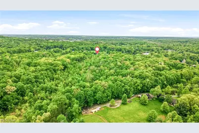 6667 Chestnut Ridge Road, Hubbard, OH 44425 - Photo 32
