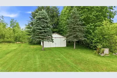 6667 Chestnut Ridge Road, Hubbard, OH 44425 - Photo 28