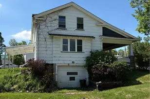 2918 High St, Rock Creek, OH 44084 - Photo 4