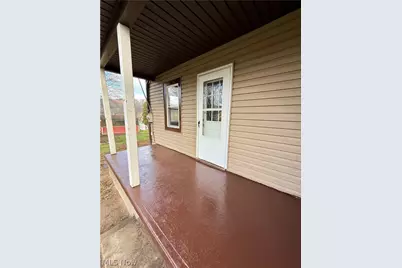 1002 Jefferson, Bergholz, OH 43908 - Photo 4