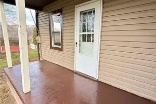 1002 Jefferson, Bergholz, OH 43908 - Photo 4