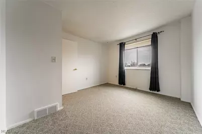 12029 Clifton Boulevard #505, Oakwood, OH 44107 - Photo 18