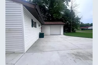 3502 Ivanhoe Drive, Kent, OH 44240 - Photo 8
