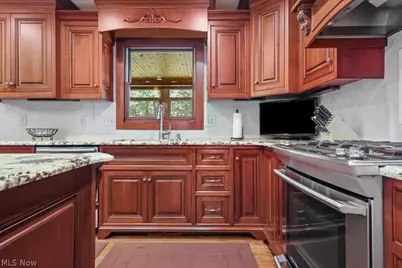 296 Brookrun Drive, Copley, OH 44321 - Photo 12