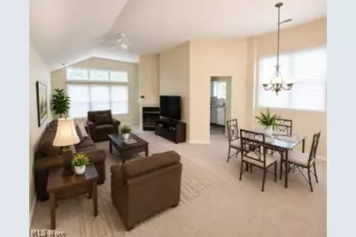 244 Vista Circle #15B, North Olmsted, OH 44070 - Photo 4