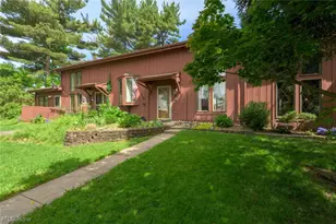 6235 Gladys St, Ravenna, OH 44266 - Photo 2