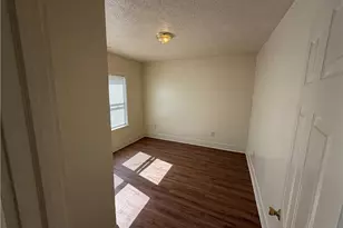 317 E 156th St, Loveland, OH 44110 - Photo 8