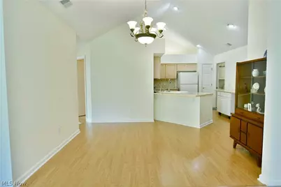 1103 Willow Brook Drive NE, Warren, OH 44483 - Photo 12