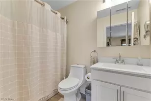 5940 Cape Hatteras, Vermilion, OH 44089 - Photo 16