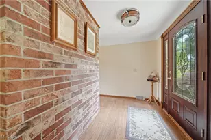 6118 Wiclif Street NE, Canton, OH 44721 - Photo 2