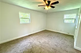 210 W Spring St, Marietta, OH 45750 - Photo 10
