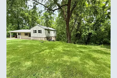 210 W Spring St, Marietta, OH 45750 - Photo 16