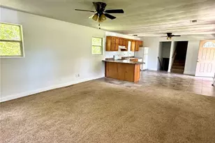 210 W Spring St, Marietta, OH 45750 - Photo 8