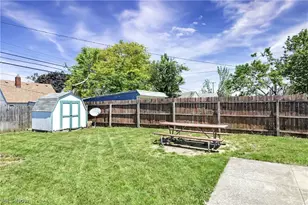 6214 Snow Rd, Parma, OH 44129 - Photo 8