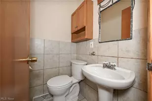 2834 Bancroft Rd, Fairlawn, OH 44333 - Photo 14