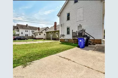 1051 E 171st Street, Loveland, OH 44119 - Photo 4
