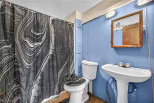 1722 Washington Ave, Lorain, OH 44052 - Photo 10