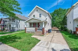 8005 Vineyard Ave, Loveland, OH 44105 - Photo 1