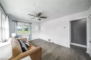 11480 Aebi Ave NE, Alliance, OH 44601 - Photo 8