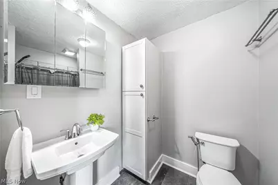 11480 Aebi Avenue NE, Alliance, OH 44601 - Photo 10