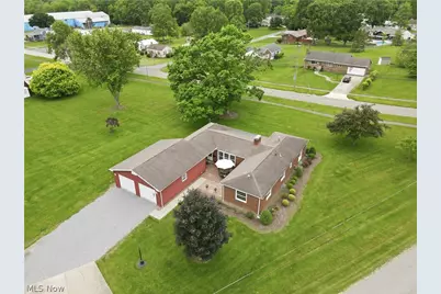 359 Walnut Street, Leetonia, OH 44431 - Photo 2