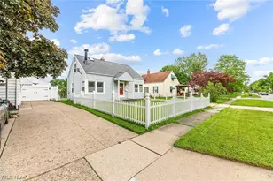 3211 Oakwood Dr, Cuyahoga Falls, OH 44221 - Photo 28