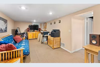 3211 Oakwood Drive, Cuyahoga Falls, OH 44221 - Photo 22