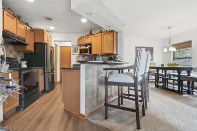 127 S Bayshore Drive, Columbiana, OH 44408 - Photo 6