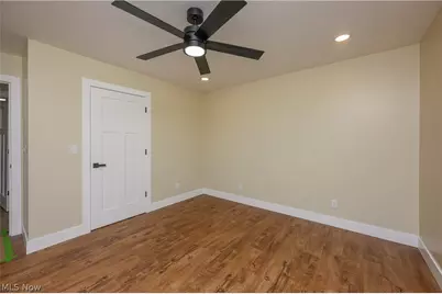 1545 Roanoke Avenue, Uhrichsville, OH 44683 - Photo 16