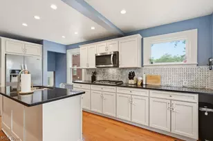 608 Chestnut Blvd, Cuyahoga Falls, OH 44221 - Photo 14
