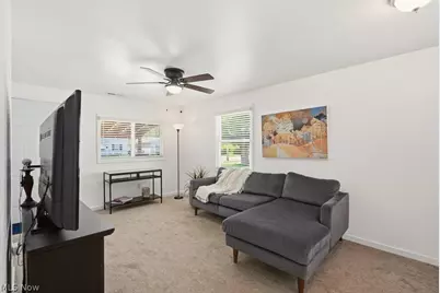 176 Clinton Avenue, Elyria, OH 44035 - Photo 12