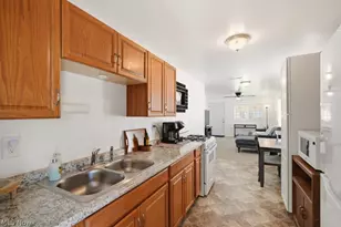176 Clinton Ave, Elyria, OH 44035 - Photo 16