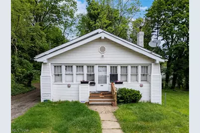 709 Longview Avenue, Akron, OH 44307 - Photo 1